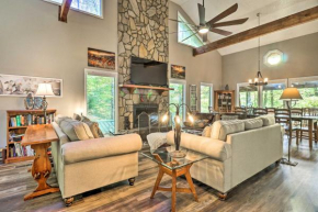 Creekside Retreat - Mins to Slopes and Trails! Maggie Valley